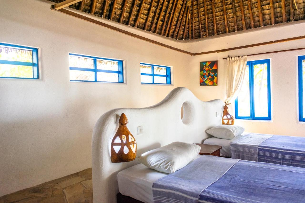 Hibiscus Beach House Pangani Exterior foto